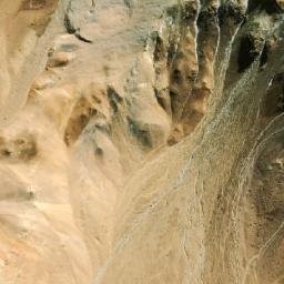 Satellite imagery of Cerro Latarani, CL
