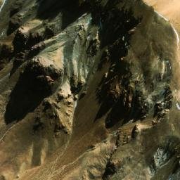 Satellite imagery of Cerro Latarani, CL