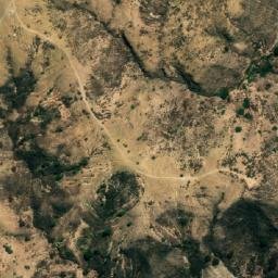 Satellite imagery of Llauchiquira Loma, BO
