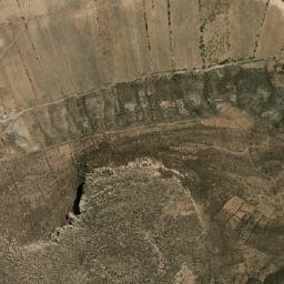 Satellite imagery of Cerro Quehuillani, BO