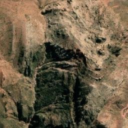 Satellite imagery of Cerro Huayllas, BO