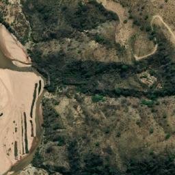 Satellite imagery of Cerro Thokho Thakio, BO