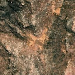 Satellite imagery of Cerro Satari, BO