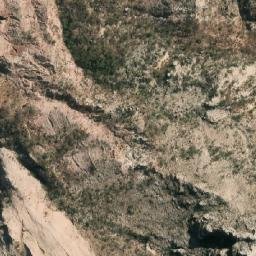 Satellite imagery of Cerro Tirispaya, BO