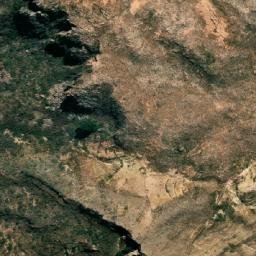 Satellite imagery of Cerro Juchi Satari, BO