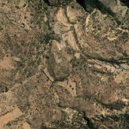 Satellite imagery of Cerro San Isidro, BO