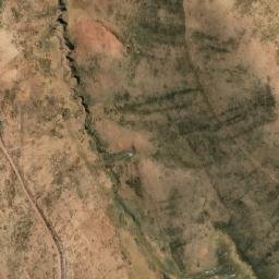 Satellite imagery of Huayllatira, BO