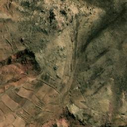 Satellite imagery of Huayllatira, BO