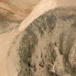 Satellite imagery of Cerro Latarana, CL