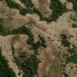 Satellite imagery of Cruz Loma, BO