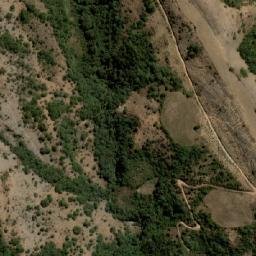 Satellite imagery of Cruz Loma, BO