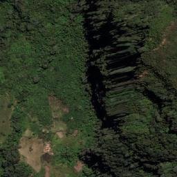 Satellite imagery of Escalón, BO