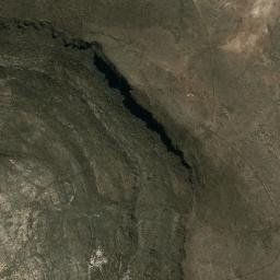Satellite imagery of Cerro Isqui, BO