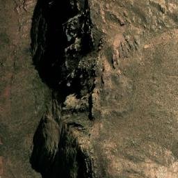 Satellite imagery of Cerro Curahuari, BO