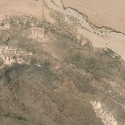 Satellite imagery of De Pacori Loma, BO