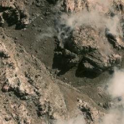 Satellite imagery of Cerro Tomillque, BO