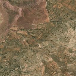 Satellite imagery of Cerro Tapina, BO