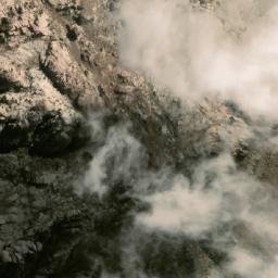 Satellite imagery of Cerro Tomillque, BO