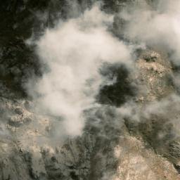 Satellite imagery of Cerro Tomillque, BO