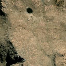 Satellite imagery of Cerro Chaqui Khocha, BO