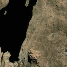 Satellite imagery of Cerro Chaqui Khocha, BO