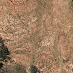 Satellite imagery of Cerro Ñuqui, BO