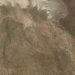Satellite imagery of Cerro Salarcito, BO