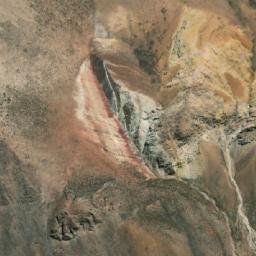 Satellite imagery of Cerro Tomillo, BO