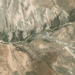 Satellite imagery of Loma Comendayo, BO