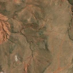 Satellite imagery of Loma Chujlluta, BO
