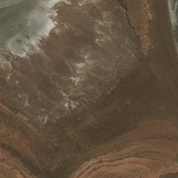 Satellite imagery of Cerro Phia Phia, BO