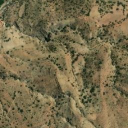 Satellite imagery of Cerro Canlli Canlli, BO