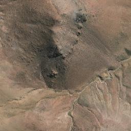 Satellite imagery of Cerro Waraco, BO