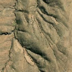 Satellite imagery of Cerro Llusca, BO
