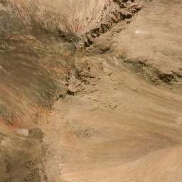 Satellite imagery of Cerro Phisa Kkollu, BO
