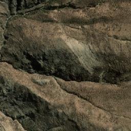 Satellite imagery of Cerro Canlla Hunu, BO