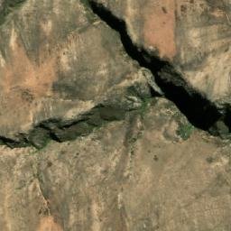 Satellite imagery of Cerro Abra de Sulltaca, BO