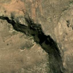 Satellite imagery of Cerro Abra de Sulltaca, BO
