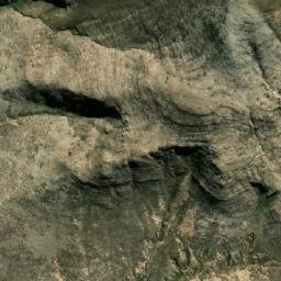 Satellite imagery of Cerro Abra de Sulltaca, BO
