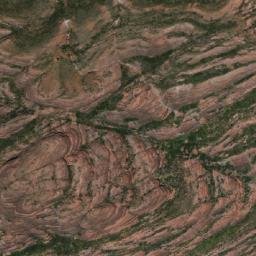 Satellite imagery of Cerro Tonka, BO