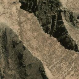 Satellite imagery of Cerro Jatun Khakha, BO