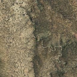 Satellite imagery of Cruz Loma, BO