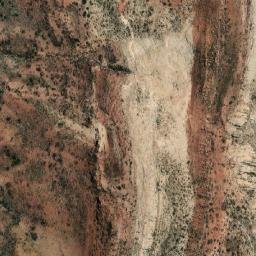 Satellite imagery of Cerro El Arco, BO