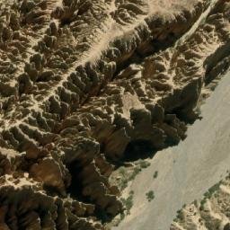 Satellite imagery of Abra de Palala, BO