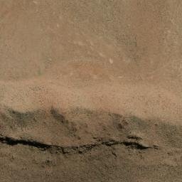 Satellite imagery of Loma Alto de la Cueva, CL