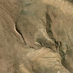 Satellite imagery of Cerro Farellón, BO