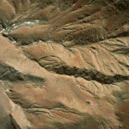 Satellite imagery of Cerro Achapaloj, BO