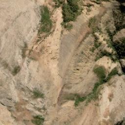 Satellite imagery of Cerro de Larcajo, BO