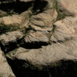 Satellite imagery of Cerro de Larcajo, BO