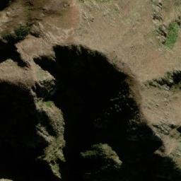 Satellite imagery of Cerro de Larcajo, BO